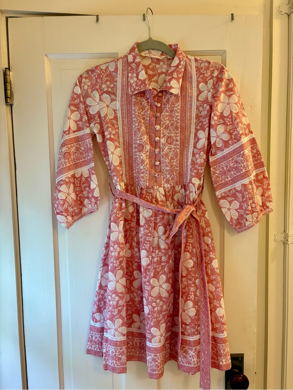 Jaipur Morni XS  Cotton Pink Floral Button-Front Shirt Dress with Waist Tie